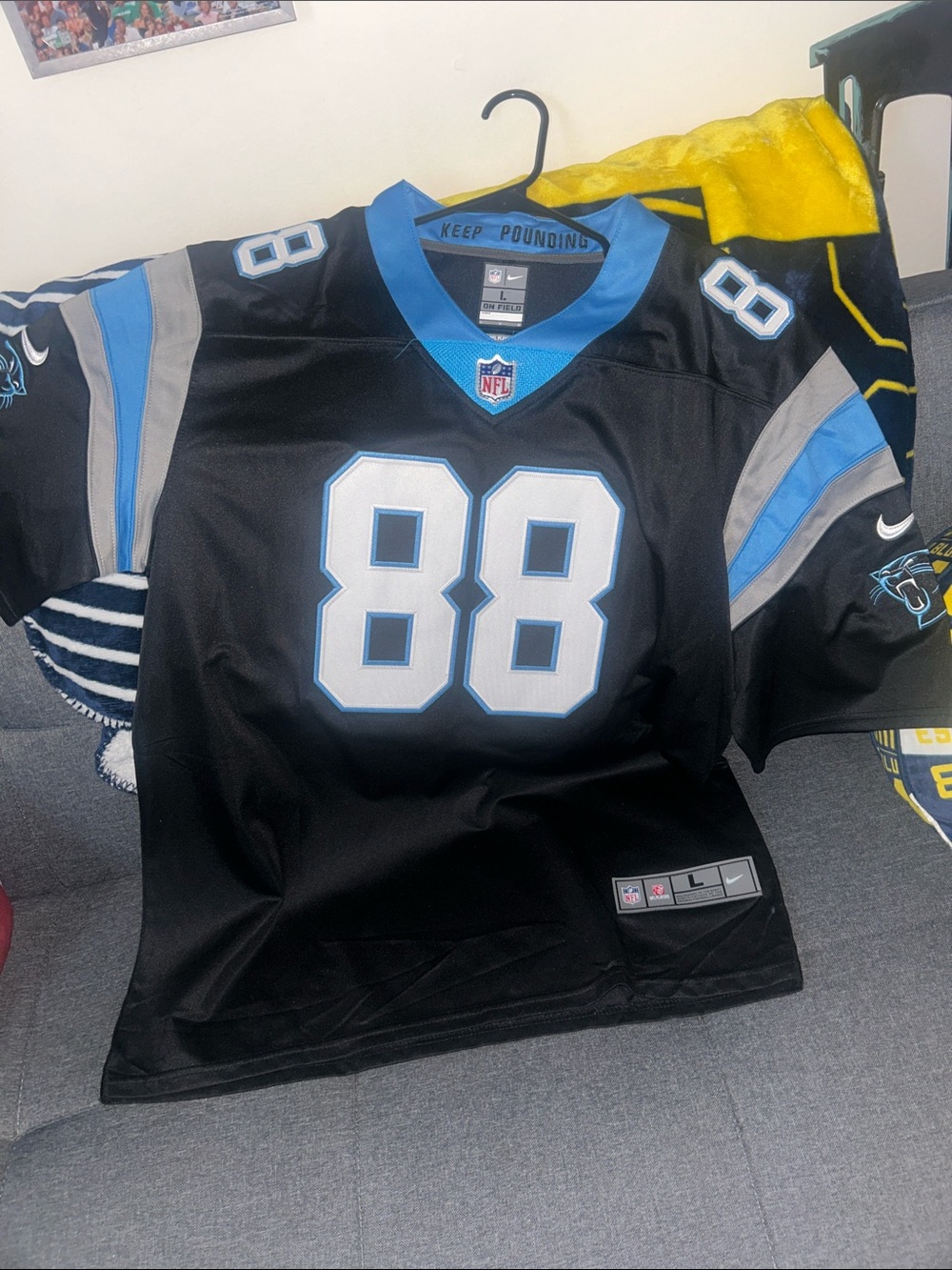 #88 NFL Greg Olsen Jersey Men’s Large 7th Floor Crew Miami Hurricane